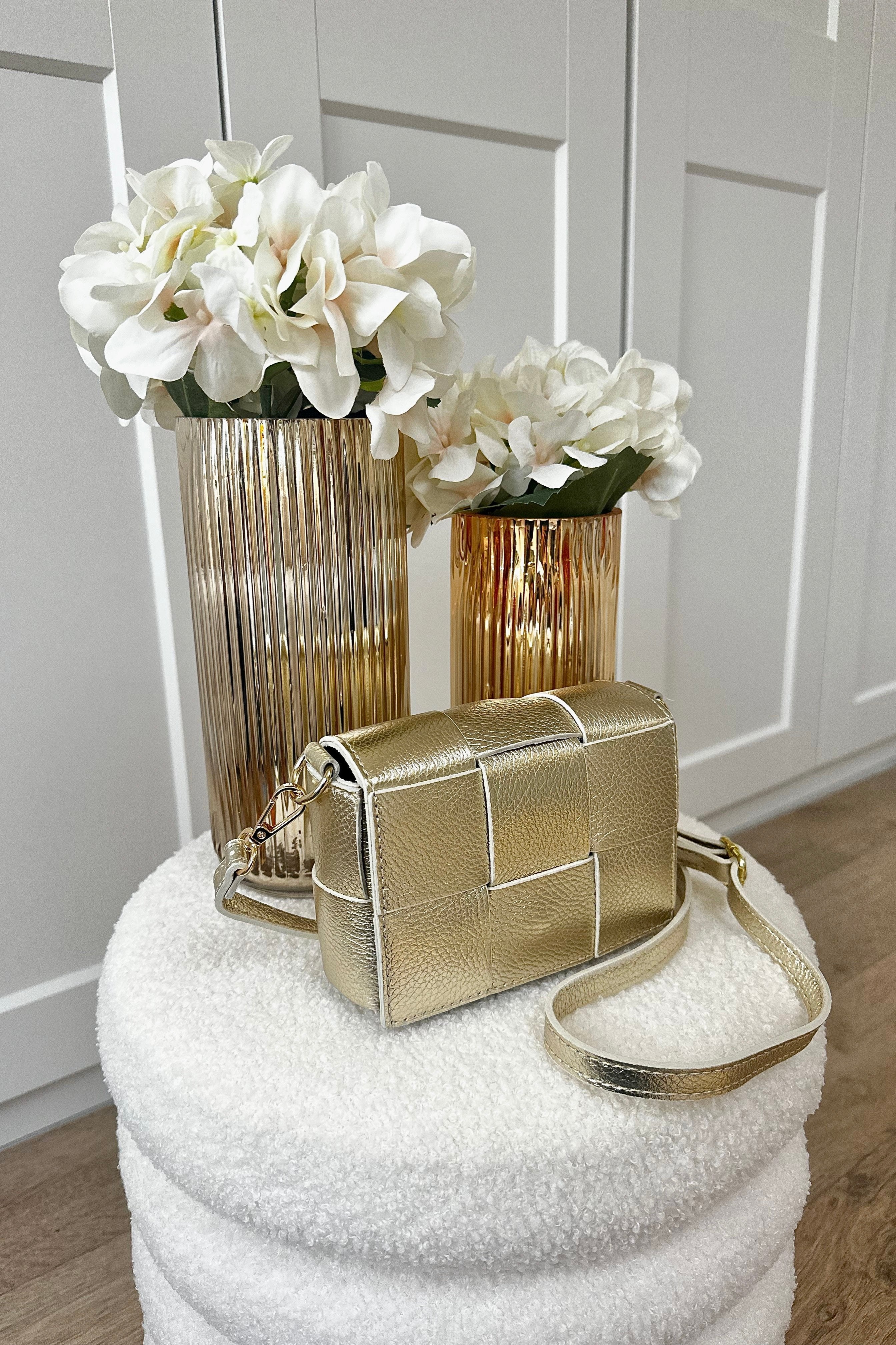 Claire Tas Gold