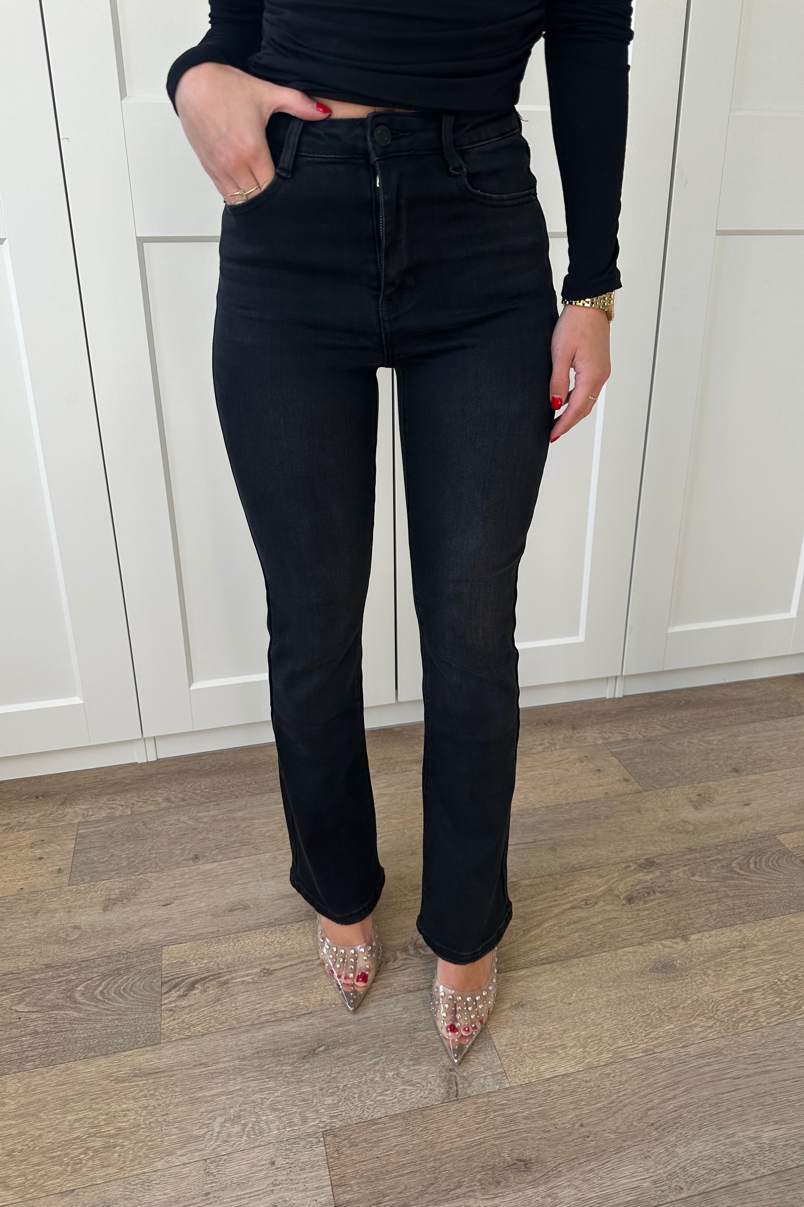 Lucie Flared Jeans Black