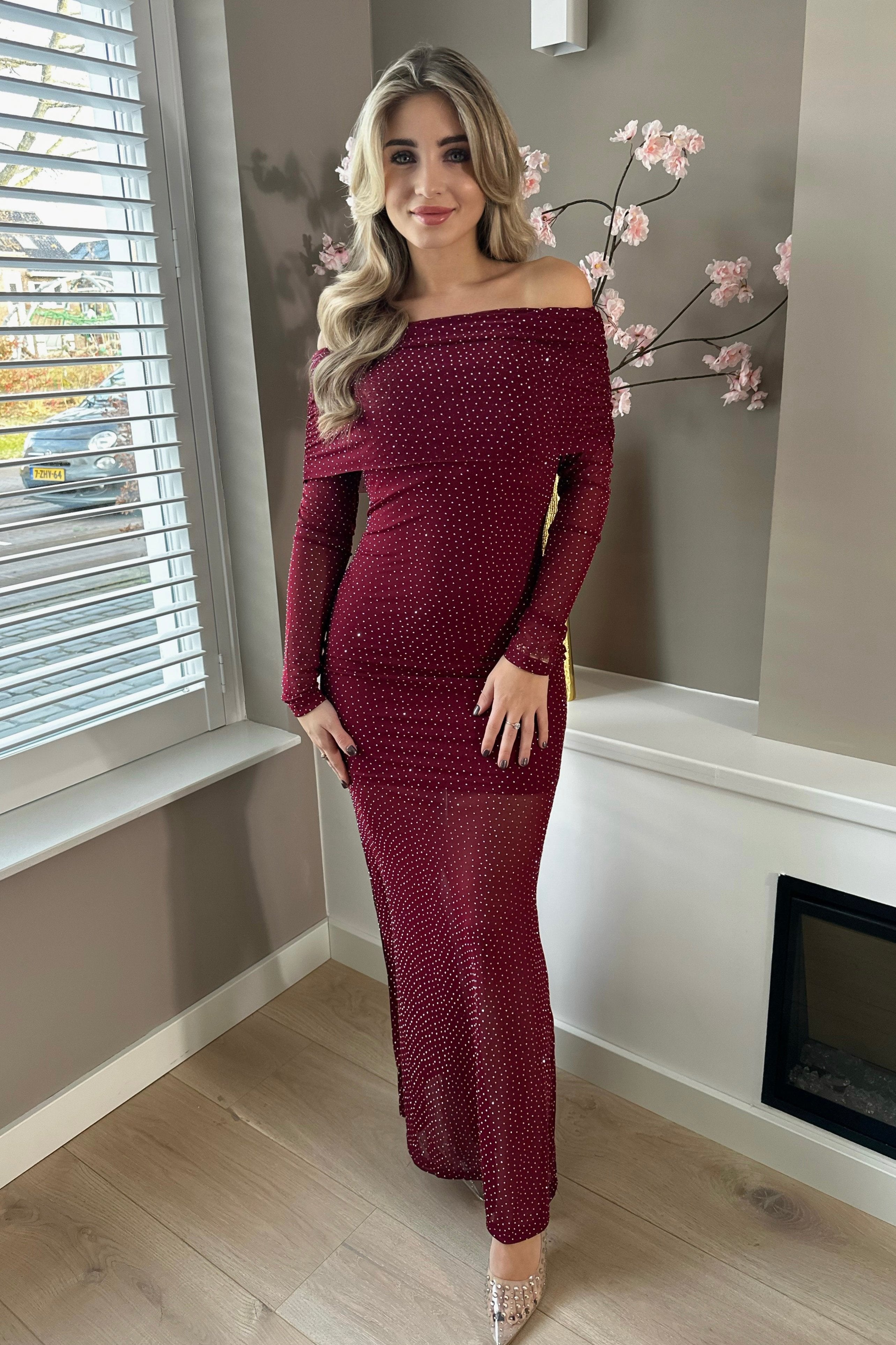Off-Shoulder Dress Bordeaux