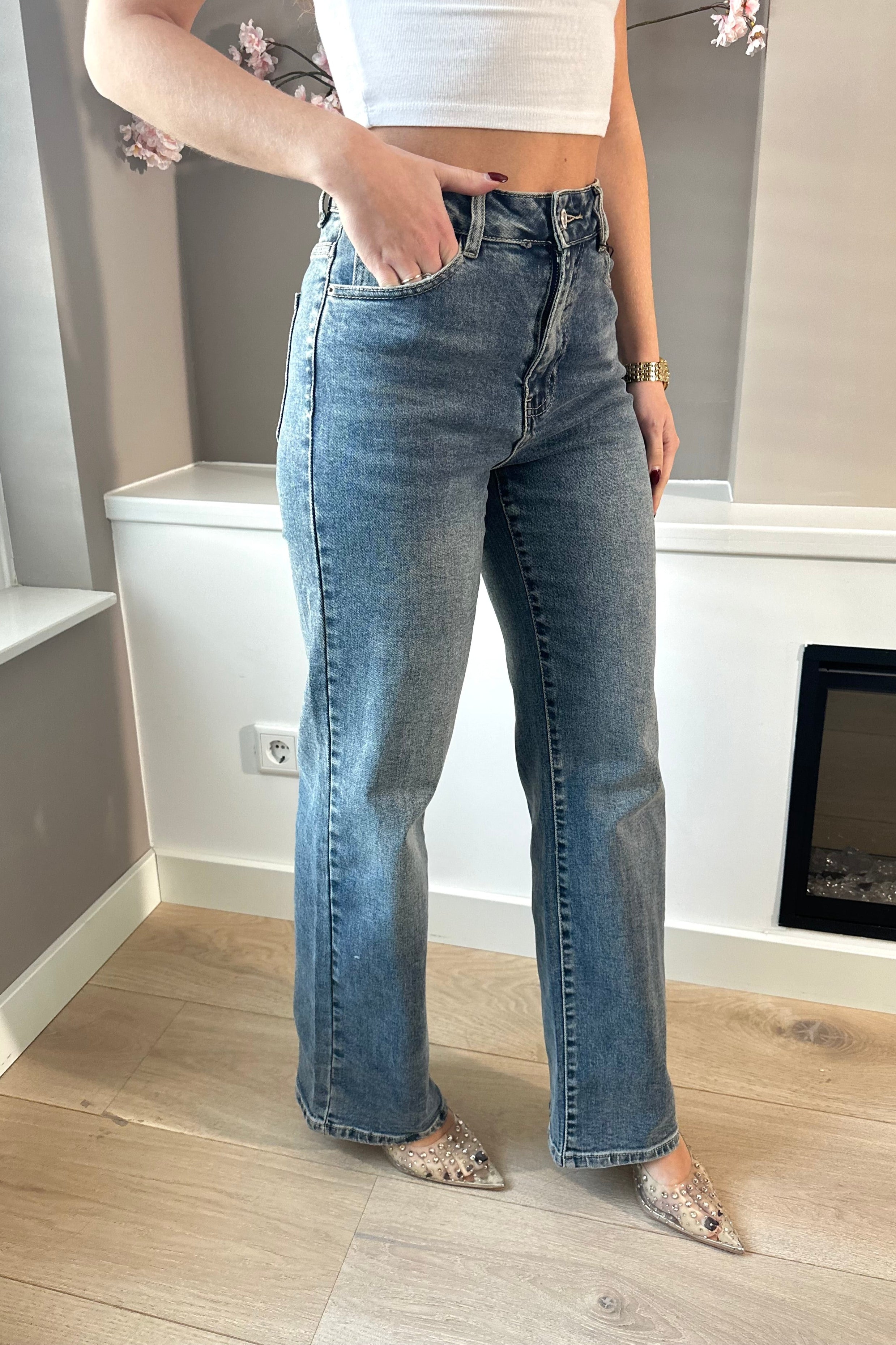 Scottie Straight Leg Jeans